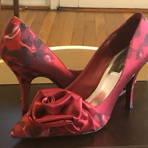 Red Rose Fabric WHBM Heels